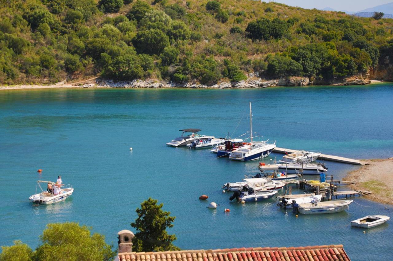 Apartment Anna Agios Stephanos